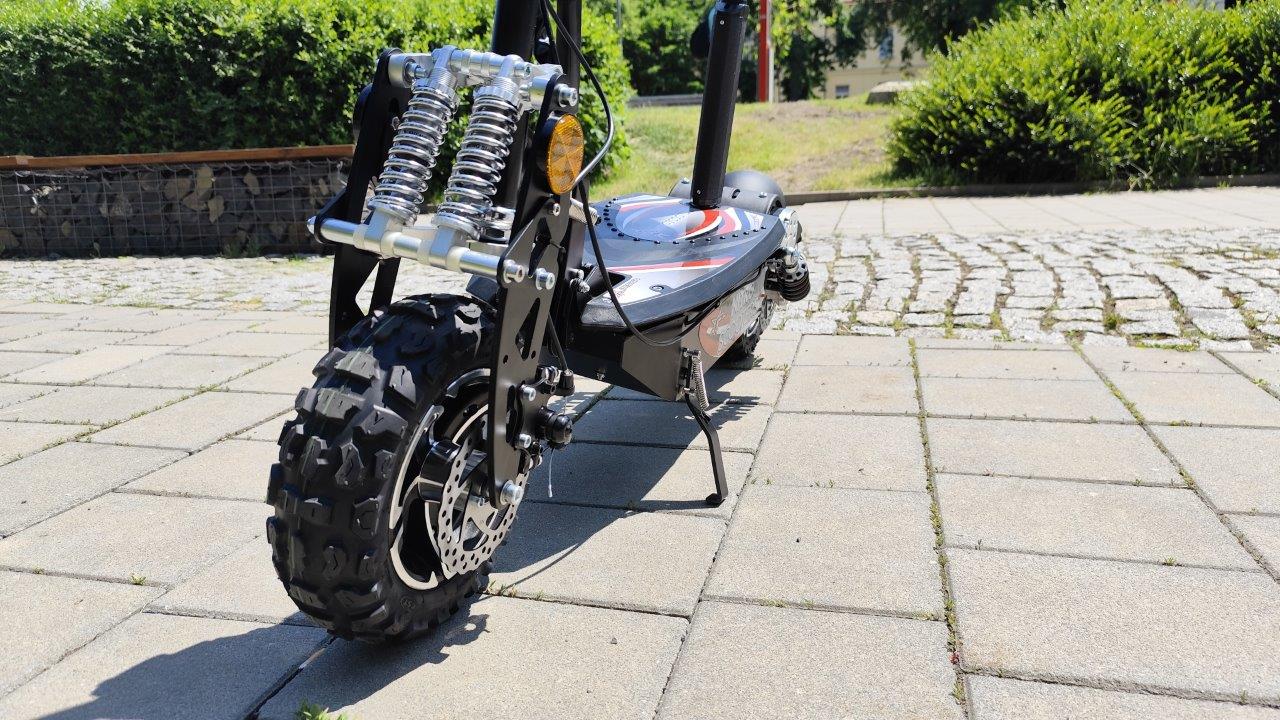 Cruiser 1000 V2 - předváděcí koloběžka (12M)