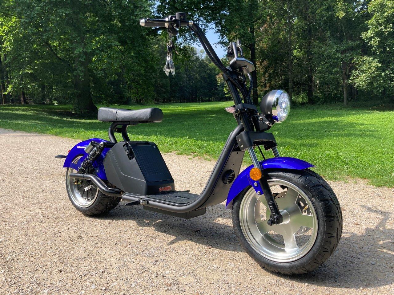 CLASSIC 3500 EEC elektro moped (předváděcí)